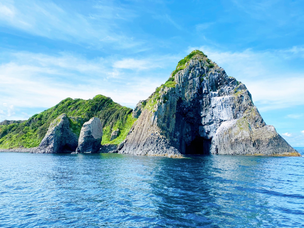 糸島市】糸島八景「 芥屋の大門」発売 | 糸島新聞